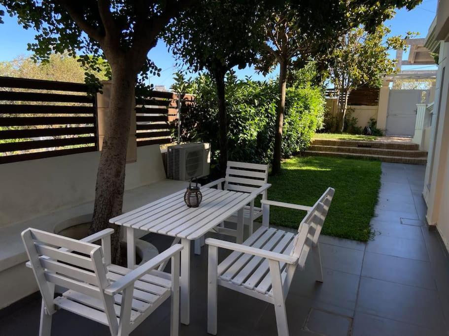 Cozy 2 Room Apartment With Garden Near Athens Air-Port Artemida  Ngoại thất bức ảnh