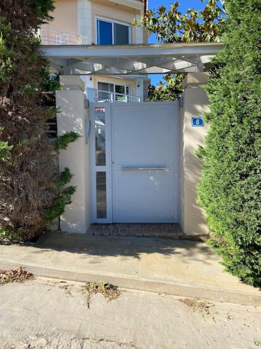 Cozy 2 Room Apartment With Garden Near Athens Air-Port Artemida  Ngoại thất bức ảnh